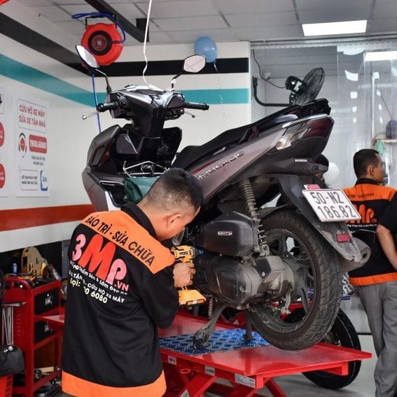 Sửa xe uy tính quận 8 - Sửa xe 3MP