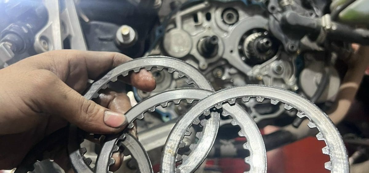 Cháy lá sắt Winner, Exciter 150