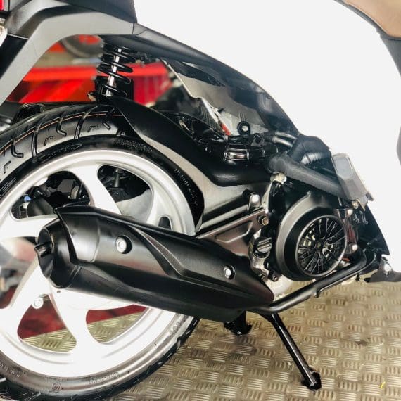 Bảo Dưỡng Tổng Thể Vision Chạy Yếu, Láp Kêu Rào Rào? 31 Bảng giá sơn xe máy giá tốt tại 3MP