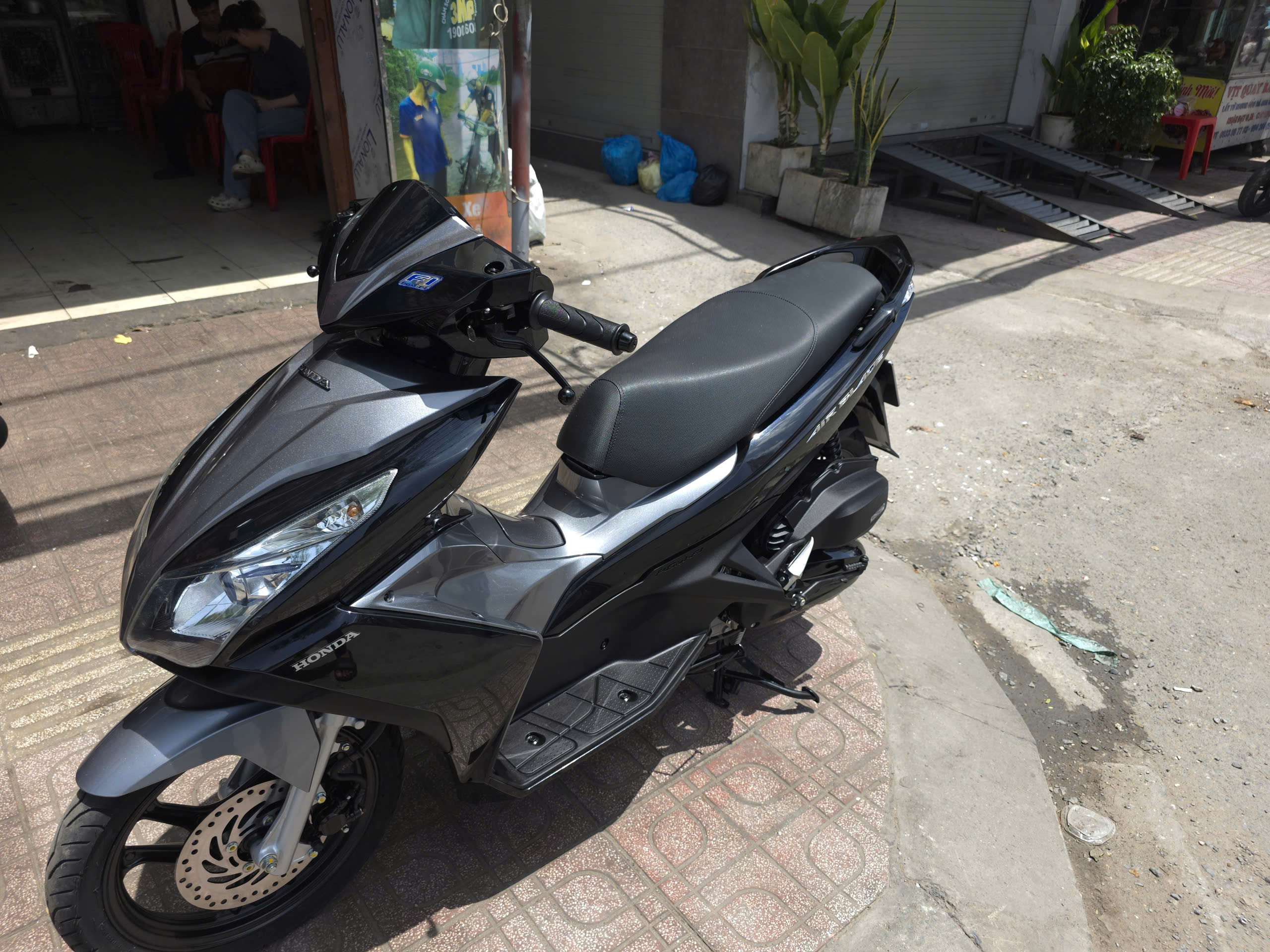 Đại Tu Xe Air Blade: Từ Cứu Hộ Đến Hồi Sinh Tại 3MP Quận 7 6 Phục hồi sườn và dàn áo xe Air Blade