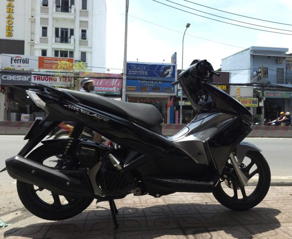 Tâng trang - dọn nguyên xe - Air blade - Quận 7 - Khách cứu hộ